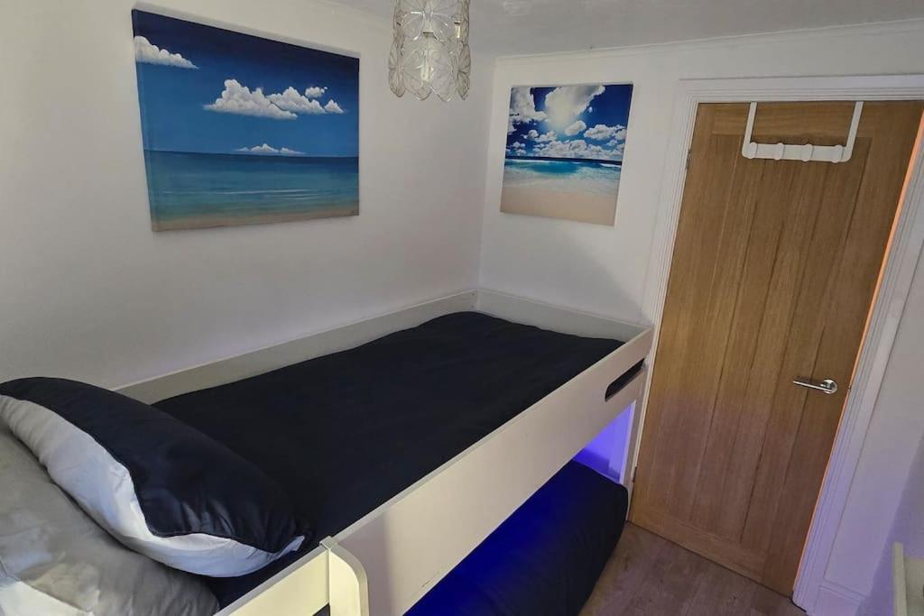 Welcome To The Beach House! Rhôs-on-Sea 외부 사진